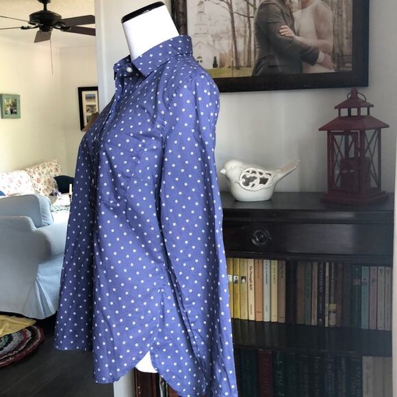 Old Navy Blue Shirt W/Tiny White Flowers, Size M - Picture 4 of 6